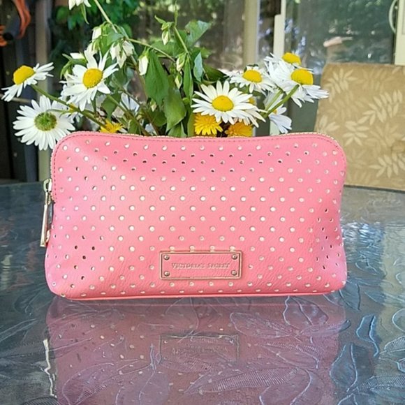 Victoria's Secret Handbags - Victoria's secret cosmetic bag